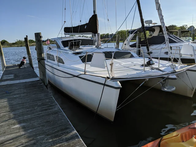 Mavis at the dock, viewed from the bow
